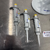 Eppendorf Research Plus x6 Pipettes image 0